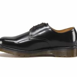 Dr. Martens Shoes Dr. Martens 1462 Black Smooth Plain Welt 3 Eyelet Shoe -El Naturalista store image 1967f54a d350 4d42 b159 19bc77b4896d 2048x