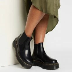 Dr. Martens Boots Dr. Martens 2976 Quad Black Leather Platform Chelsea Boot -El Naturalista store image 6f7fae20 c396 417b a12f 60ce2f559842 2048x