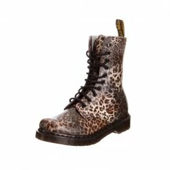 Dr. Martens Boots Dr. Martens 1490 Leopard Print 10 Eyelet Boot