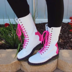 Dr. Martens Boots Dr. Martens 1914 Rocker Guitar White Pink 14 Eyelet Boot 16 Dr. Martens Boots Dr. Martens 1914 Rocker Guitar White Pink 14 Eyelet Boot -El Naturalista store image 78e9326f 94e5 4333 a5af b0ea4336b2d6 2048x