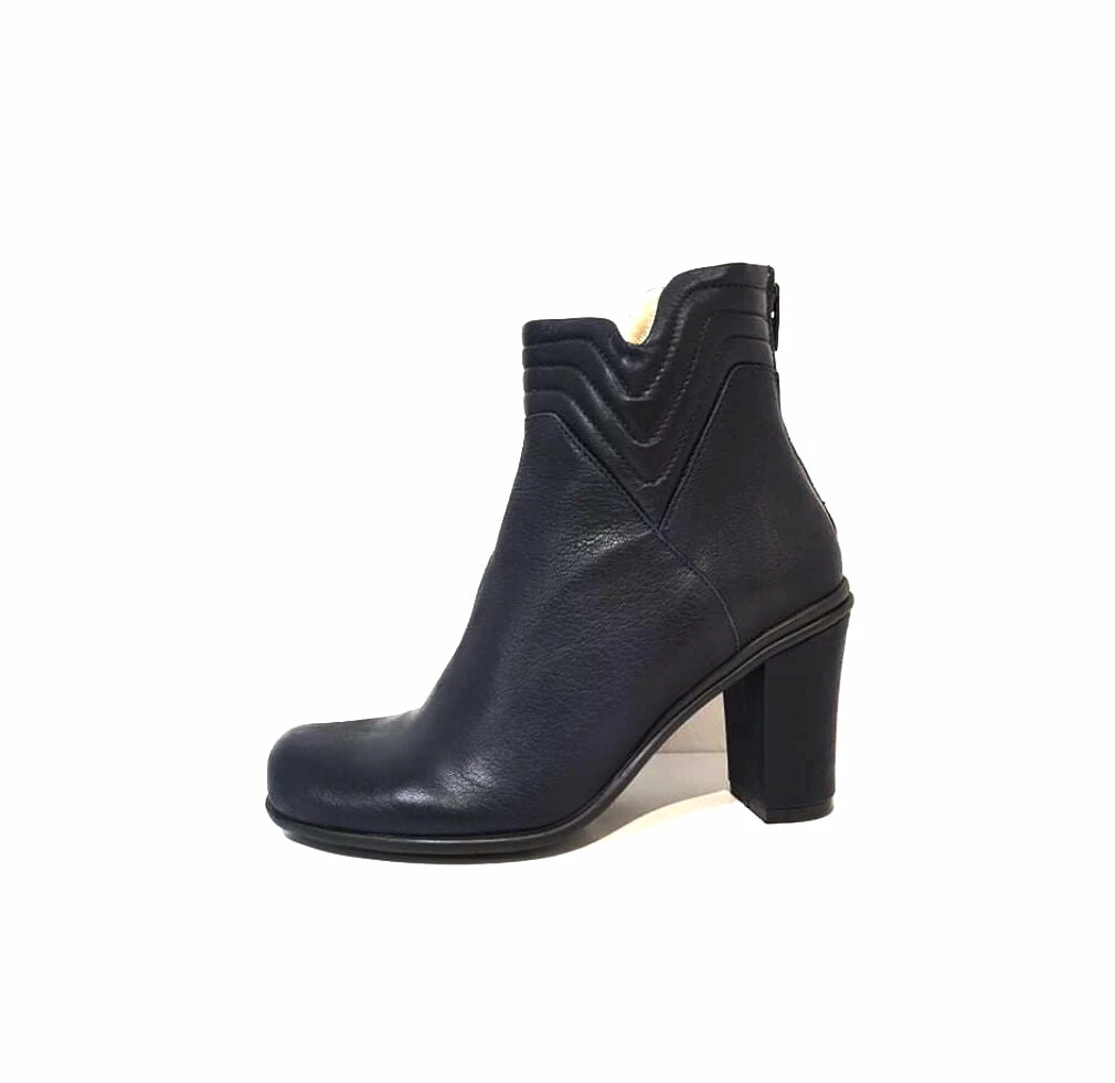 Eject Ladies Boots Eject EJW21-07 Navy Back Zip Ankle Boot Made In Portugal 5 Eject Ladies Boots Eject EJW21-07 Navy Back Zip Ankle Boot Made In Portugal - Image 5