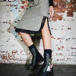 Dr. Martens Boots Dr. Martens 1490 Bloom Black Nappa Floral 10 Eyelet Boot 12 Dr. Martens Boots Dr. Martens 1490 Bloom Black Nappa Floral 10 Eyelet Boot -El Naturalista store image 935054d1 0c7d 4967 848c 26e780d30921 2048x