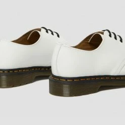 Dr. Martens Shoes Dr. Martens 1461 White Smooth 3 Eyelet Shoe -El Naturalista store image a3b94c05 a924 4572 ba24 be5c2915b8b5 2048x