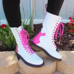 Dr. Martens Boots Dr. Martens 1914 Rocker Guitar White Pink 14 Eyelet Boot 11 Dr. Martens Boots Dr. Martens 1914 Rocker Guitar White Pink 14 Eyelet Boot -El Naturalista store image be7fd012 3019 4dd2 bacd 3b362e10a0de 2048x