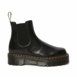 Dr. Martens Boots Dr. Martens 2976 Quad Black Leather Platform Chelsea Boot -El Naturalista store image c39726a4 afa8 49f7 9f35 7aecd73c433f 2048x