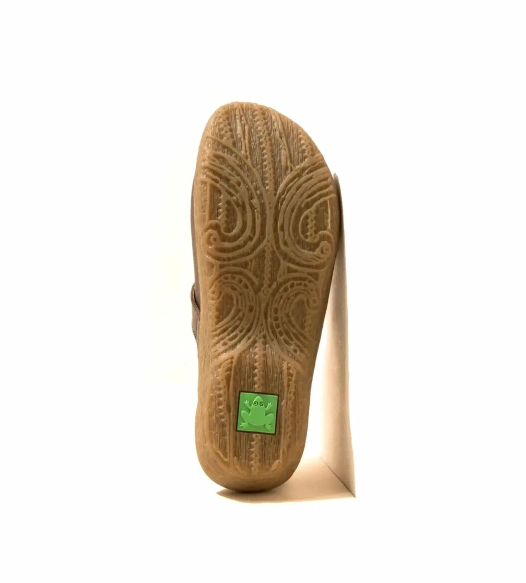 El Naturalista Ladies Shoes El Naturalista 5701 Brown Wakatiwai Buckle Clog Made In Spain 3 El Naturalista Ladies Shoes El Naturalista 5701 Brown Wakatiwai Buckle Clog Made In Spain - Image 3